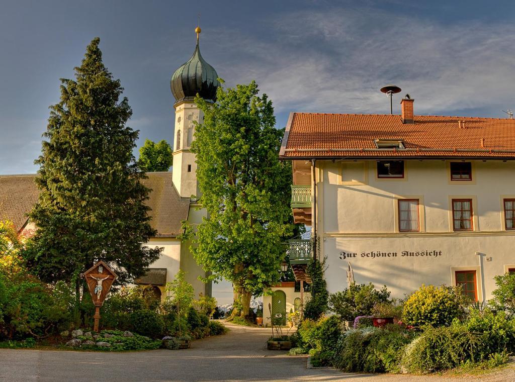 Hotel Zur Schonen Aussicht 펠드키르첸-웨스테르함 외부 사진